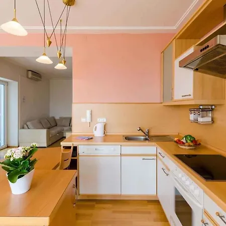 شقة One-bedroom In Ix تْسْغيكفانِتْسا