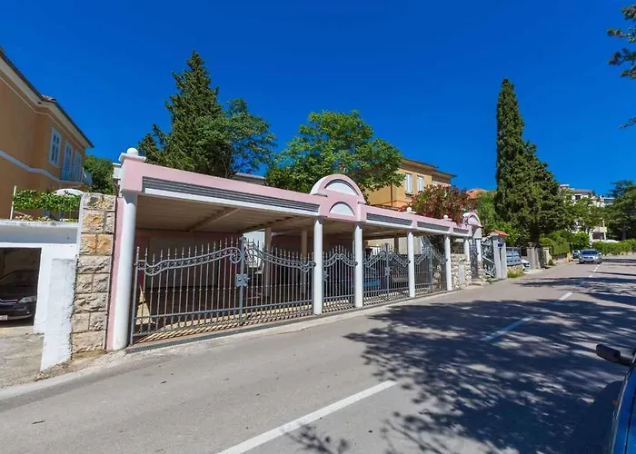 One-bedroom In Ix Διαμέρισμα *